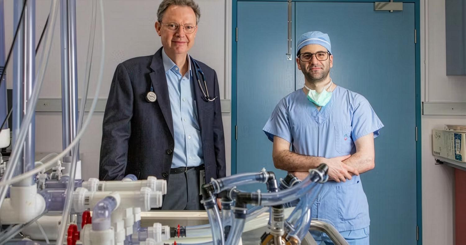 Professor Chris Hayward and Dr Sam Emmanuel, standing in the Victor Chang Cardiac Research Institute. 